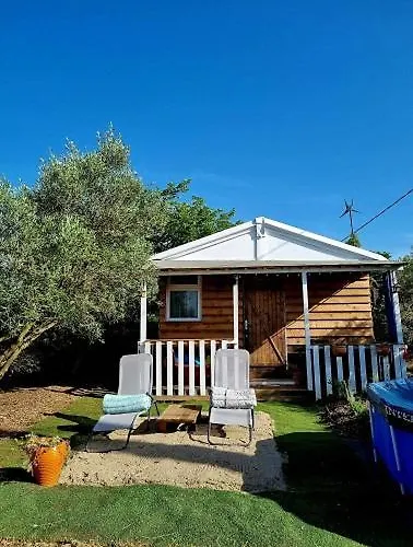 Un Dans Les Oliviers 3 Nuits Mini Apartment Nîmes